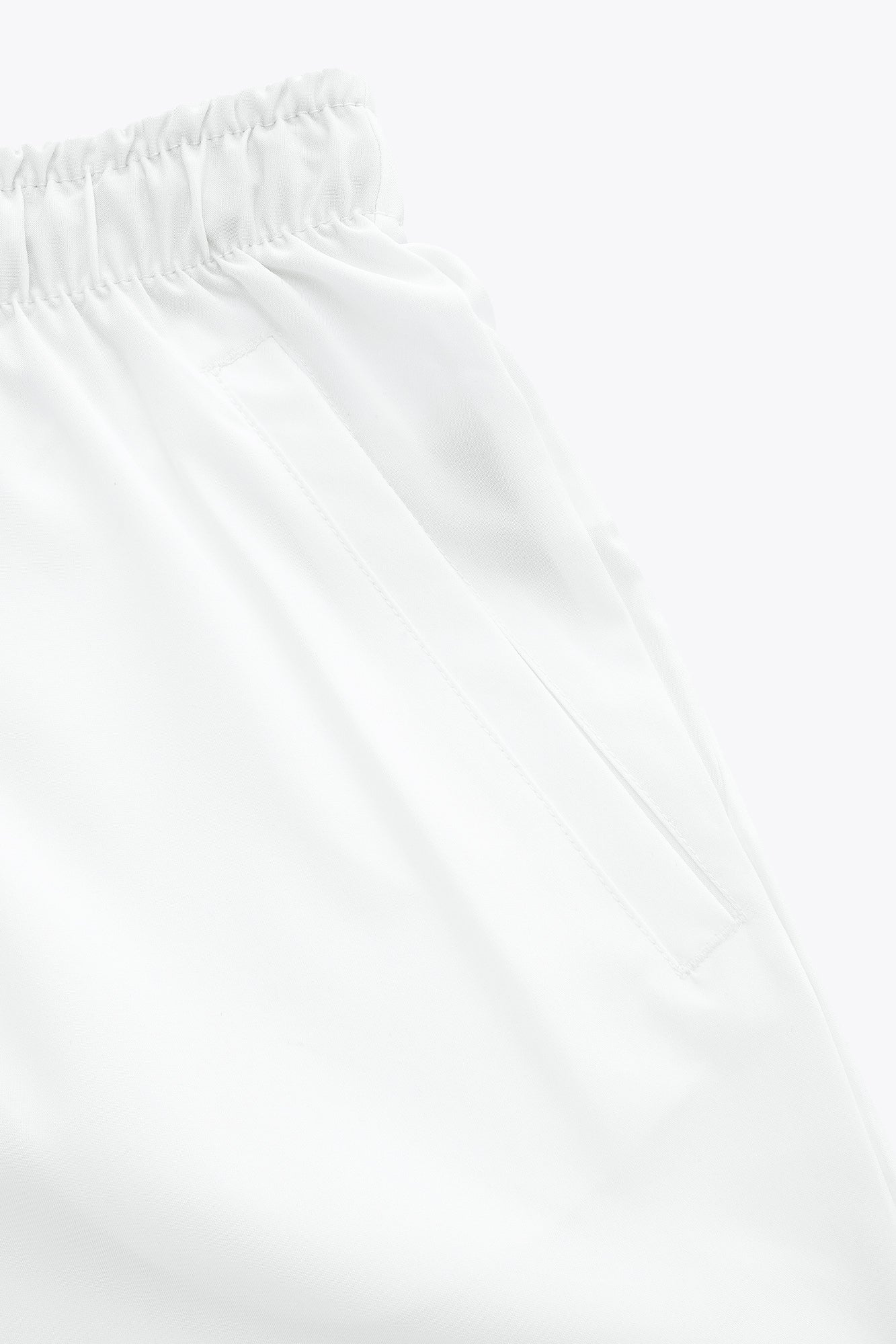 Osaka Men Court Short 7" | White